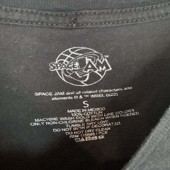 Space Jam | Men’s Black Graphic Print Basketball T shirt Looney Tunes Tee Size S - Picture 3 of 4